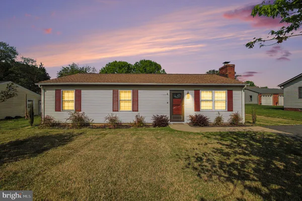$2,295 | 907 Eastern View Drive, Fredericksburg, VA 22405