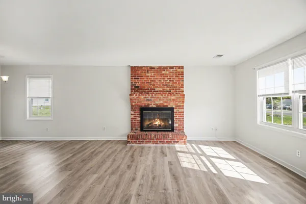 $2,295 | 907 Eastern View Drive, Fredericksburg, VA 22405