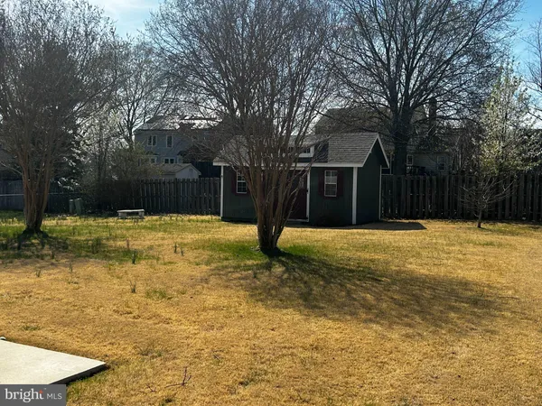 $2,295 | 907 Eastern View Drive, Fredericksburg, VA 22405