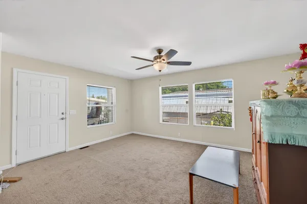 $220,000 | 6410 Capital Circle, Unit 32, Sacramento, CA 95828