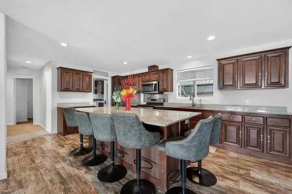 $220,000 | 6410 Capital Circle, Unit 32, Sacramento, CA 95828