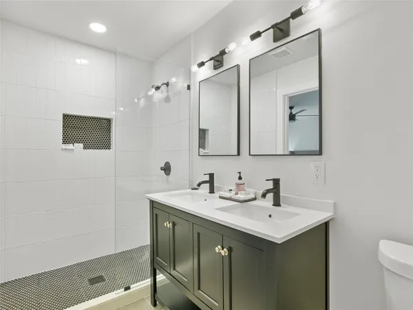 $3,300 | 3601 Ambleside Drive, Austin, TX 78759