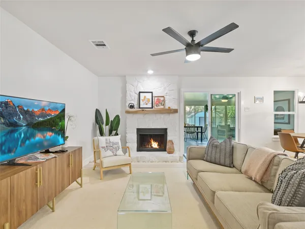 $3,300 | 3601 Ambleside Drive, Austin, TX 78759