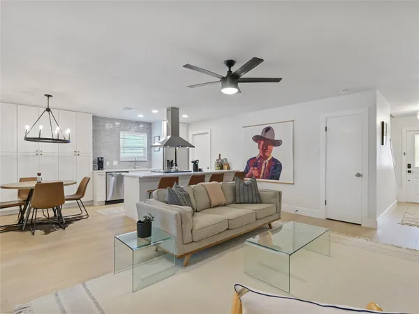 $3,300 | 3601 Ambleside Drive, Austin, TX 78759