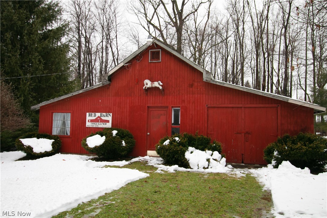 17406 Snyder Road Chagrin Falls, OH 44023 - Photo 26 of 34 Gallery Image 26