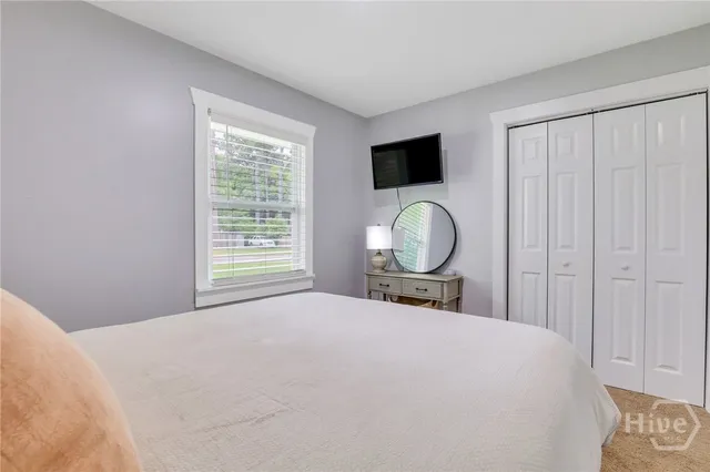 $2,400 | 607 Dyches Drive, Savannah, GA 31406