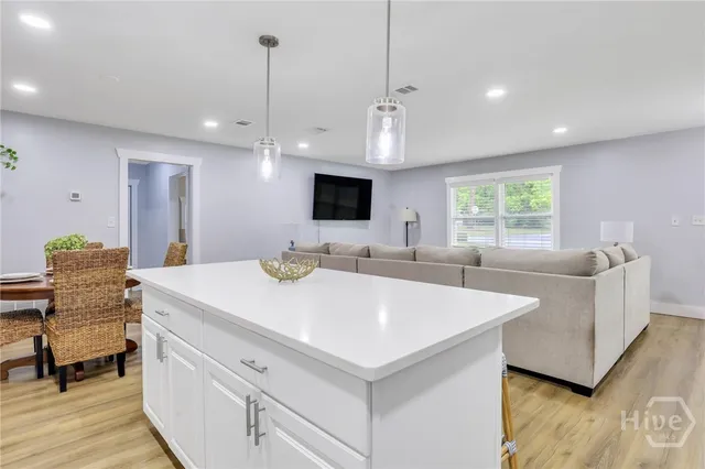 $2,400 | 607 Dyches Drive, Savannah, GA 31406