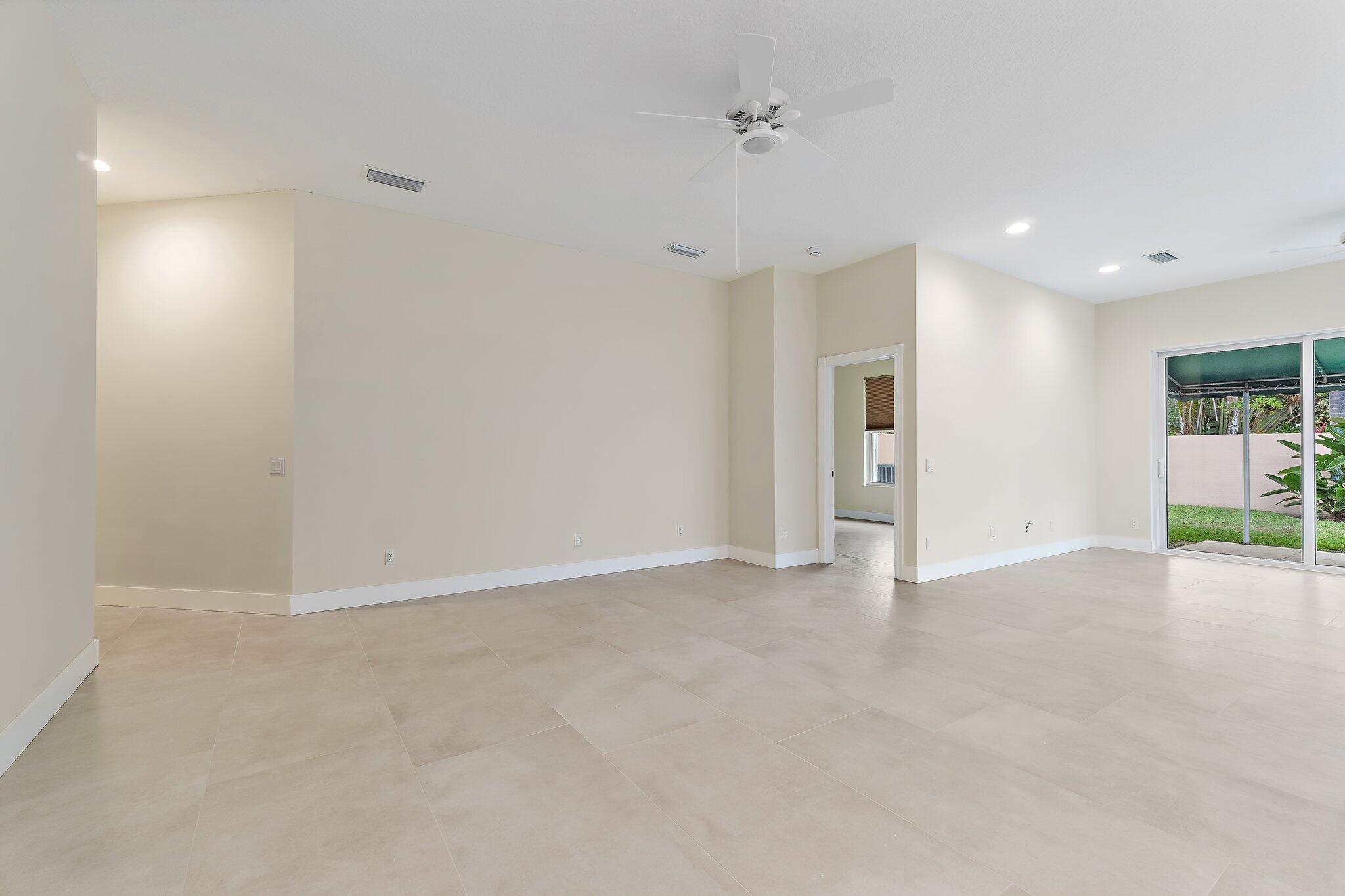 173 East Hampton Way Jupiter, FL 33458 - Photo 12 of 28 a view of an empty room