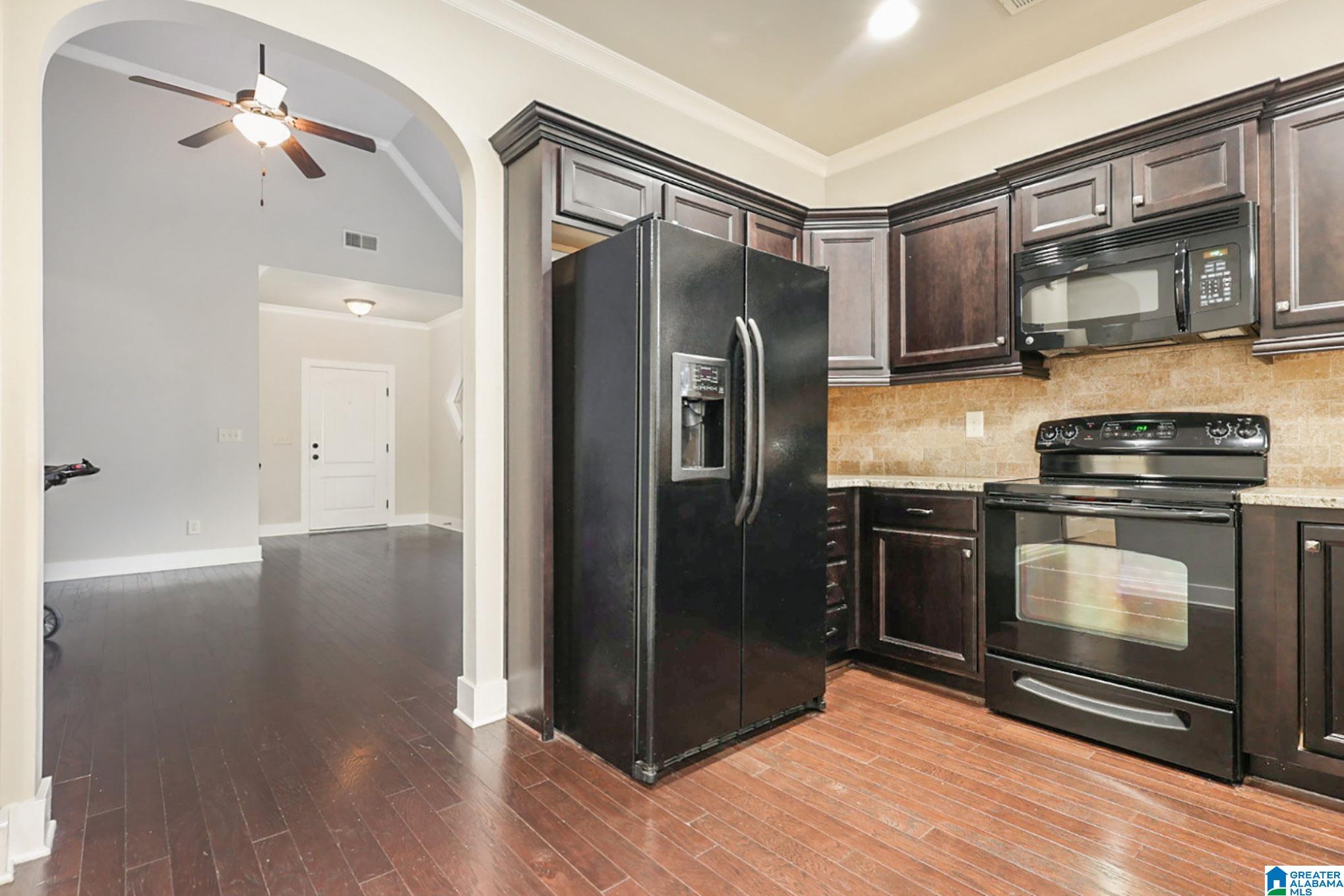 1252 Grants Way Birmingham, AL 35210 - Photo 9 of 24