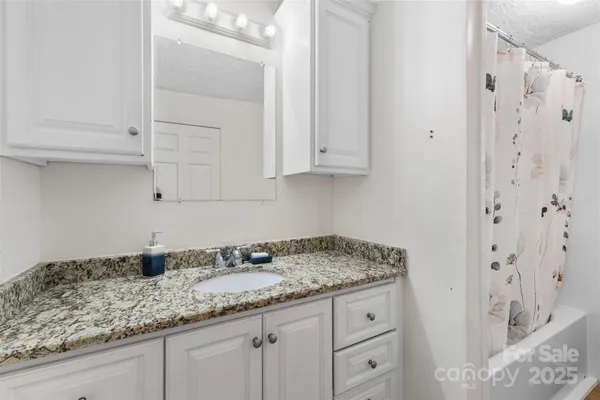 $375,000 | 113 Sawtooth Lane, Unit 27, Stanley, NC 28164