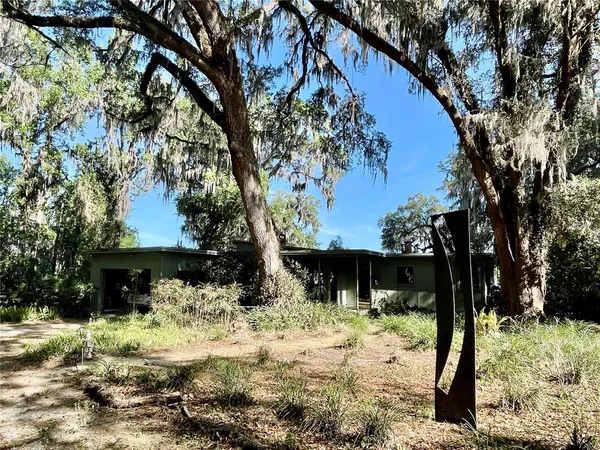 $750,000 | 1800 Southwest 35th Place, Gainesville, FL 32608