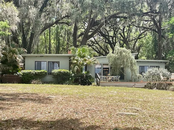 $750,000 | 1800 Southwest 35th Place, Gainesville, FL 32608