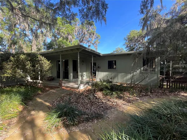 $750,000 | 1800 Southwest 35th Place, Gainesville, FL 32608