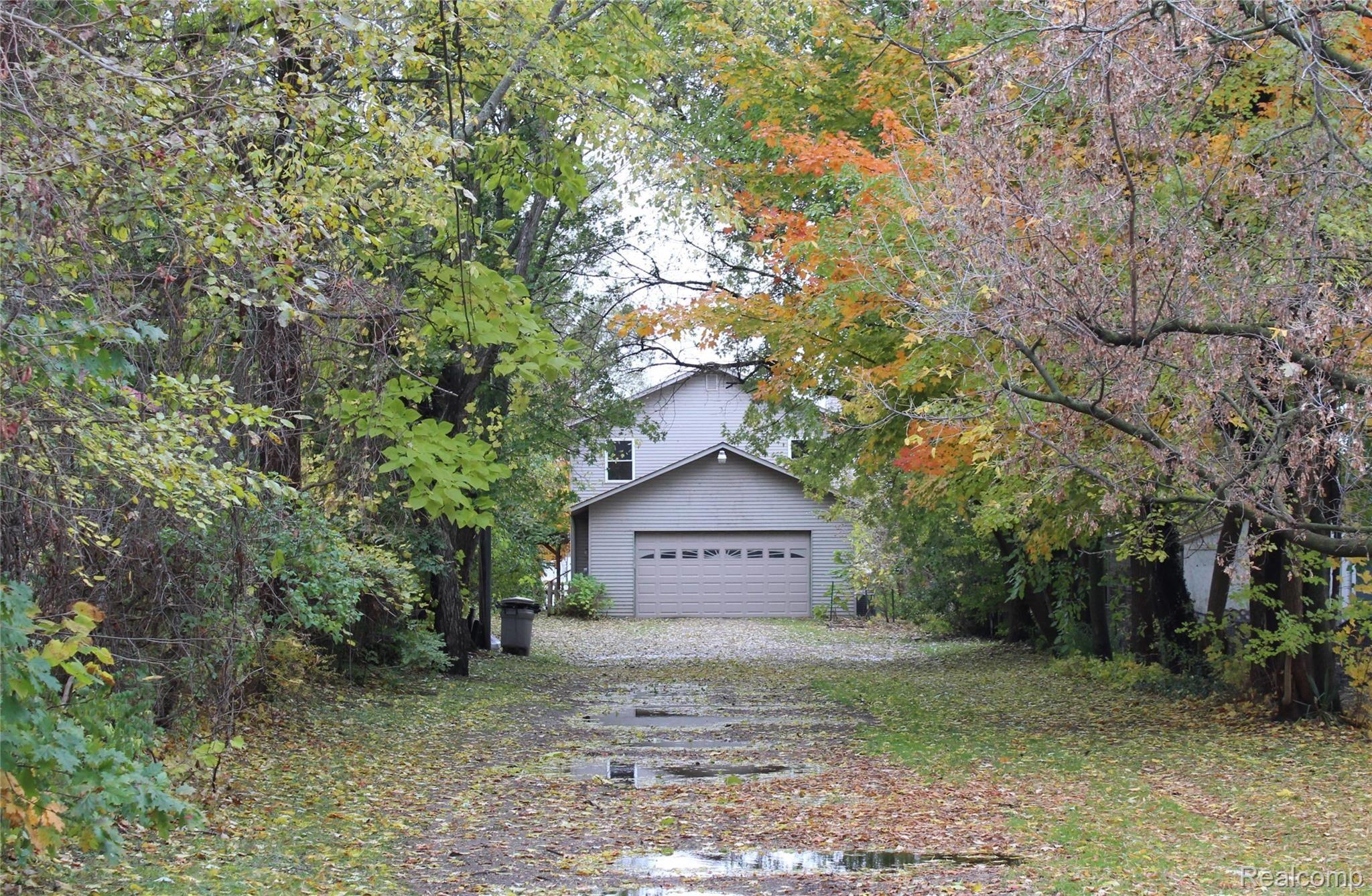 3371 North Center Road Flint, MI 48506 - Photo 2 of 35 IMG_9140.JPG