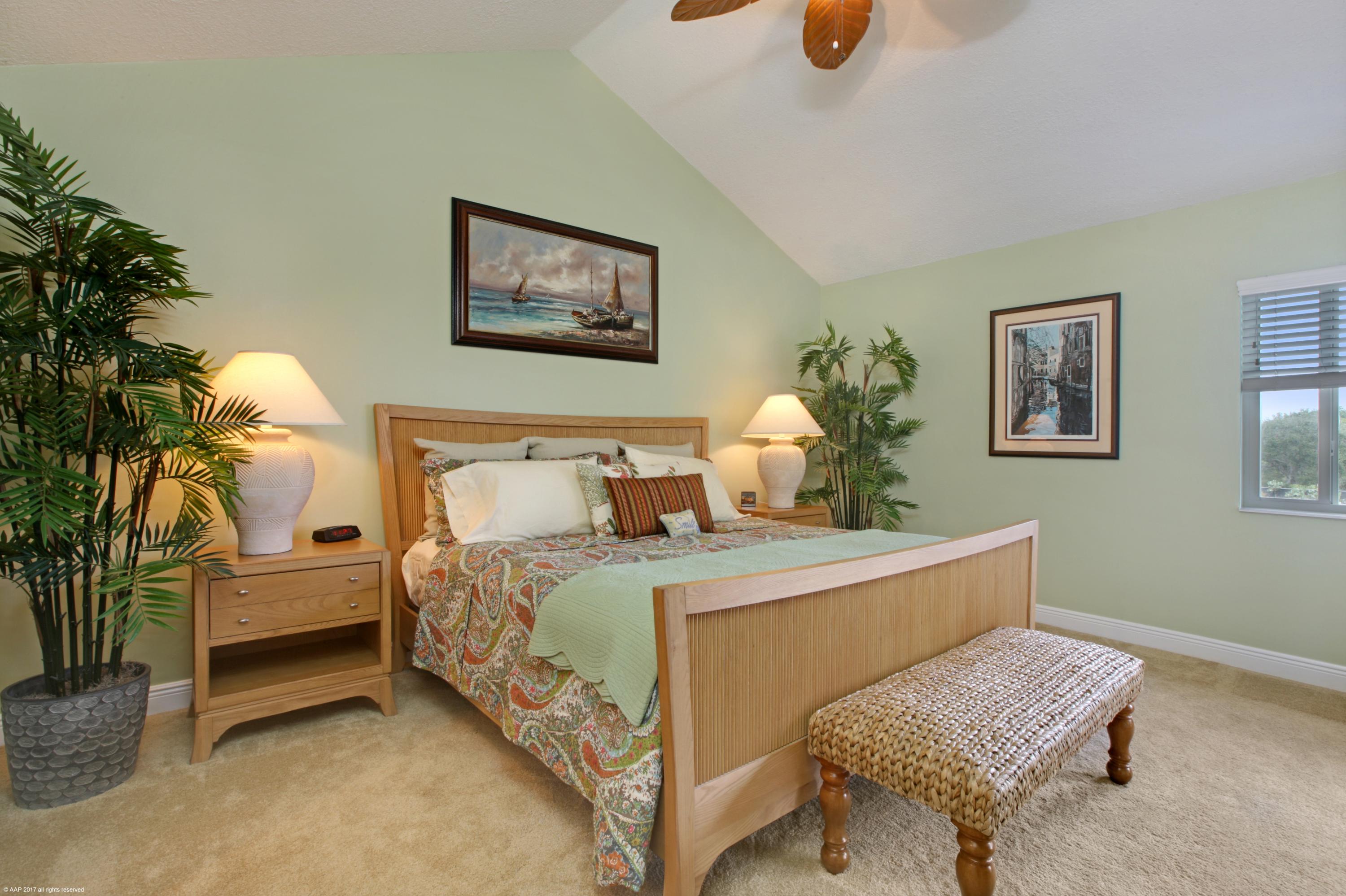 339 Ridge Road Jupiter, FL 33477 - Photo 11 of 29 016