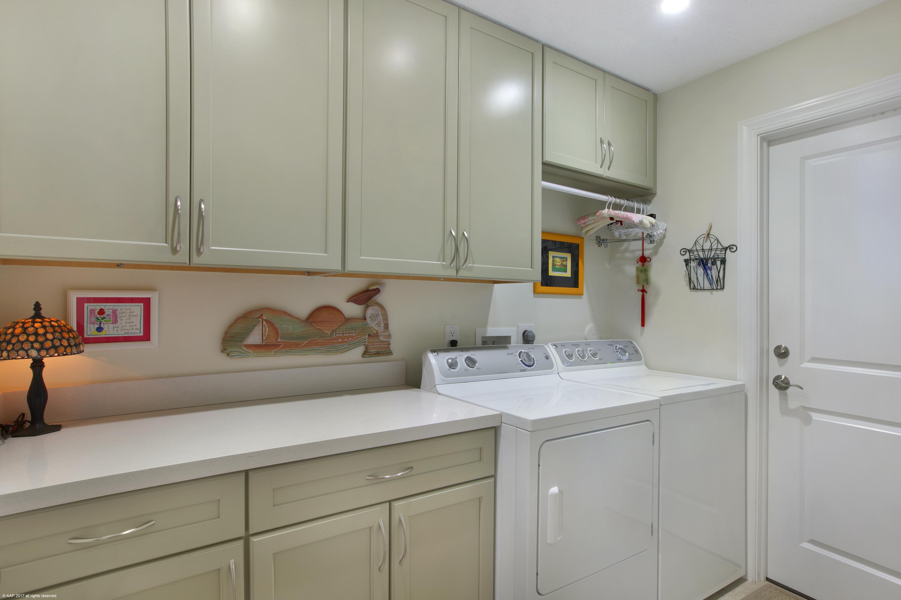 339 Ridge Road Jupiter, FL 33477 - Photo 21 of 29 029