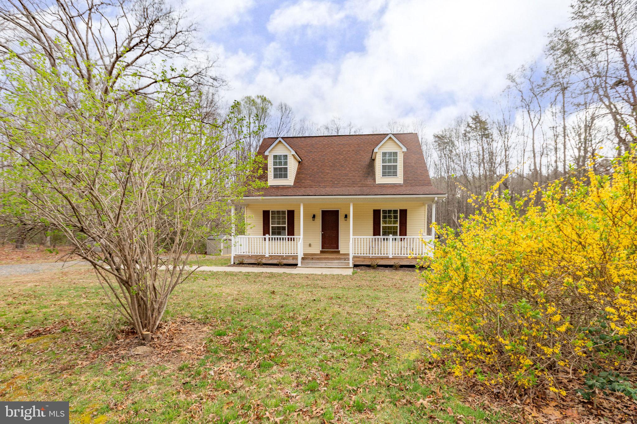 8401 Seays Road Spotsylvania, VA 22551 - Photo 2 of 32 Lovely cape cod on 2 acres!