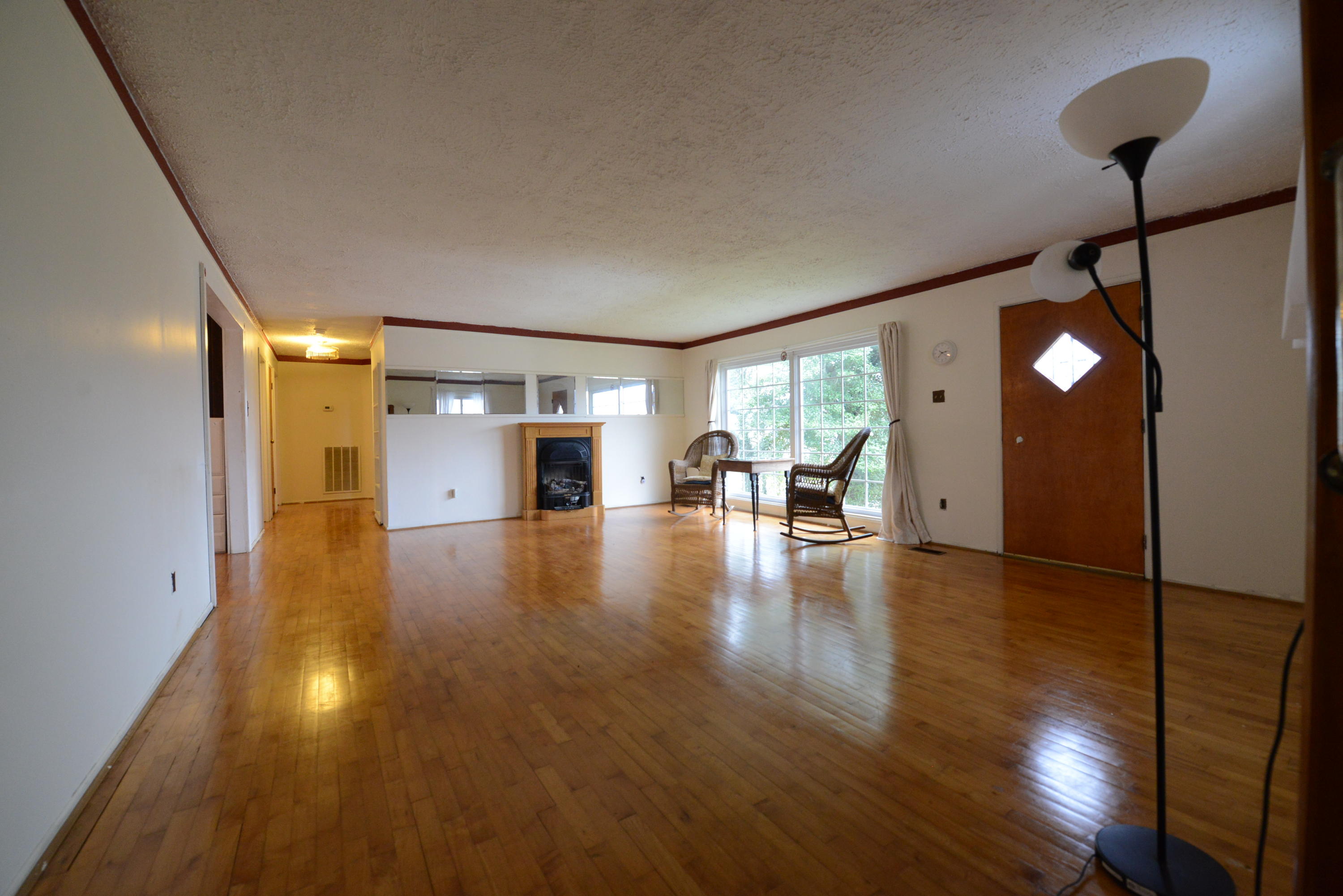 25744 Rhea County Highway Spring City, TN 37381 - Photo 3 of 35 3.25744 Rhea Co Hwy Living