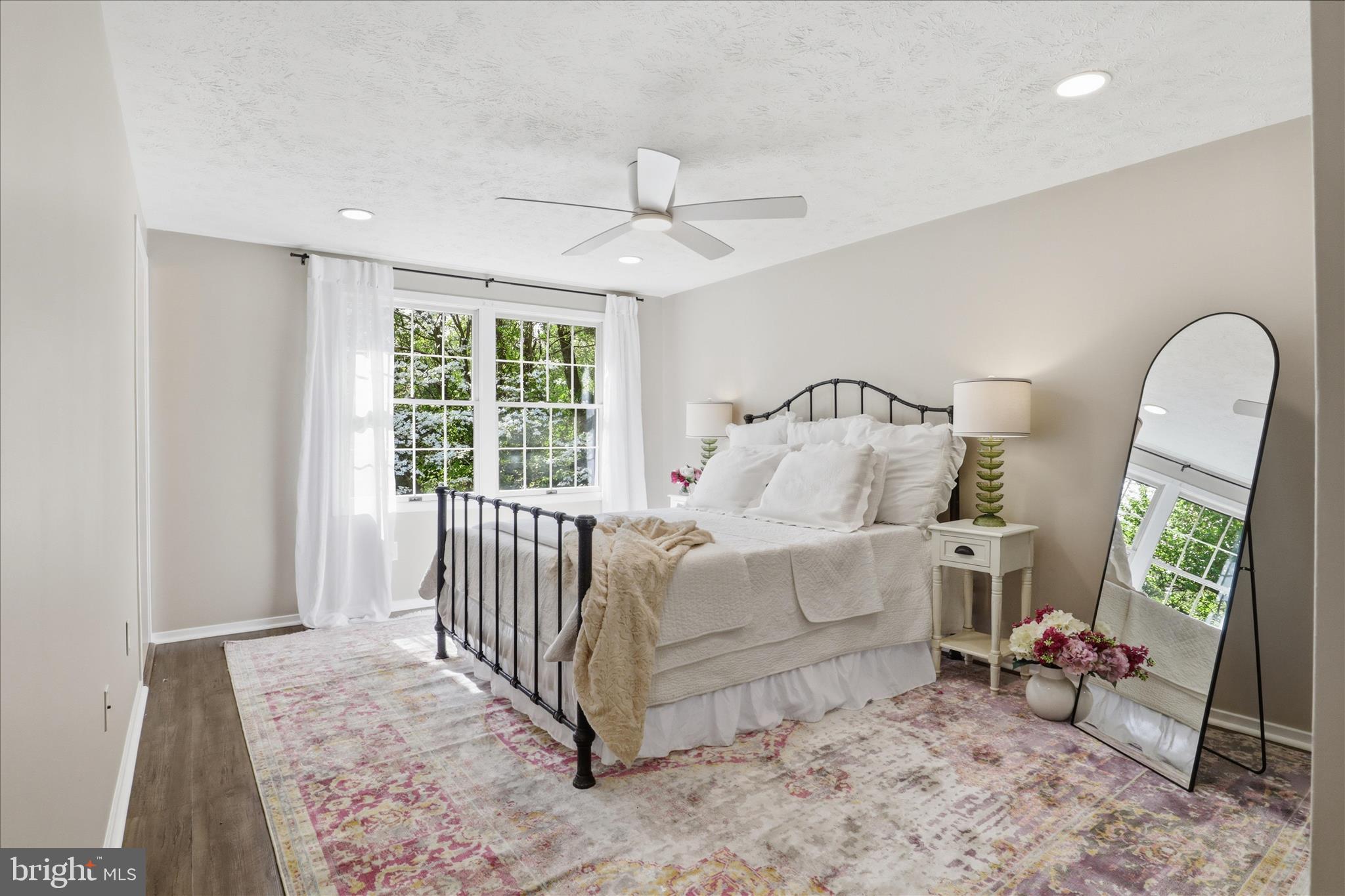 6106 Mantle Road Burke, VA 22015 - Photo 15 of 50 Primary Bedroom