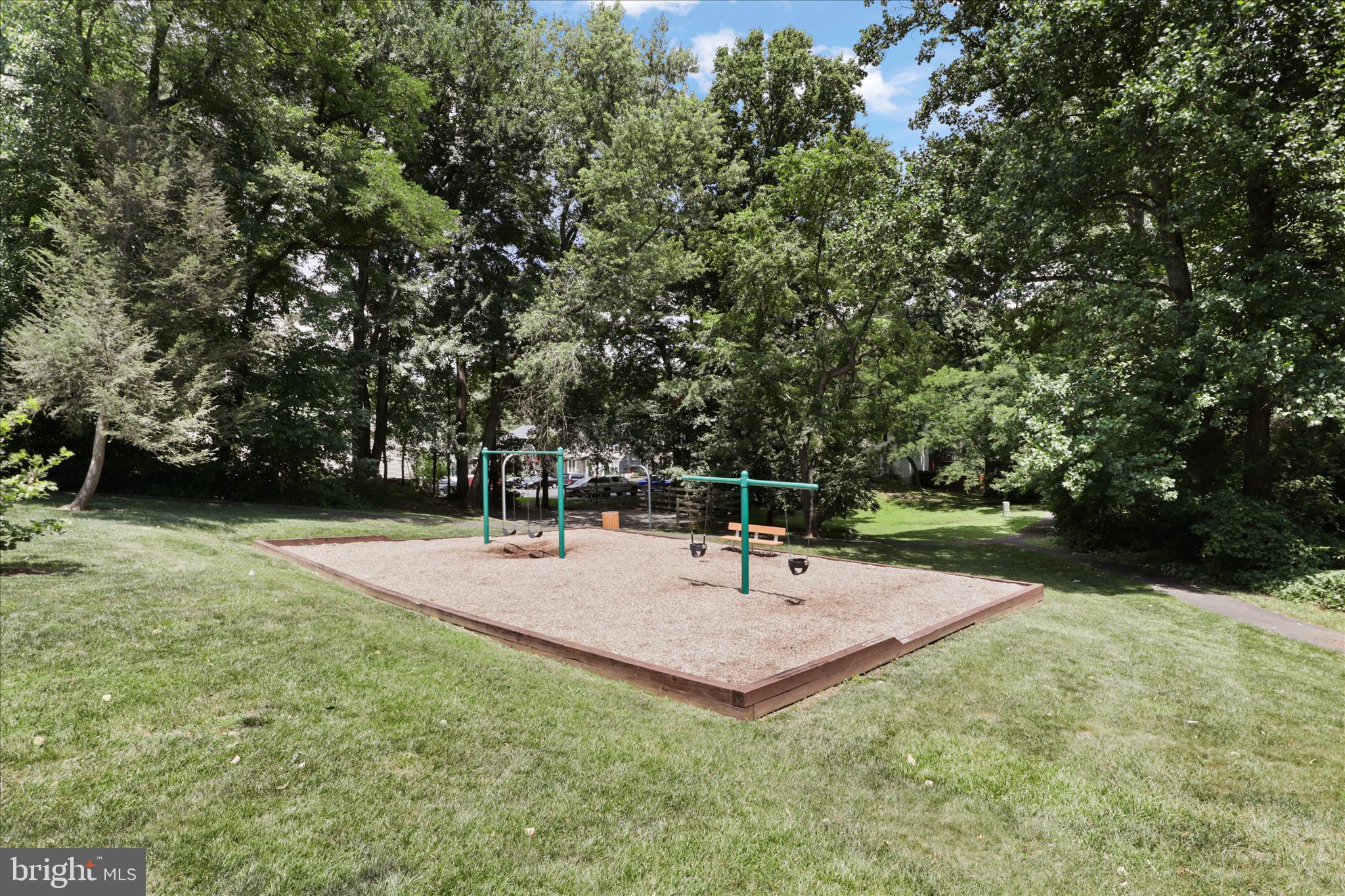 6106 Mantle Road Burke, VA 22015 - Photo 29 of 51