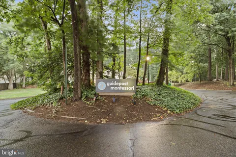 $775,000 | 6106 Mantle Road, Burke, VA 22015