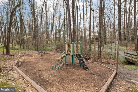 $775,000 | 6106 Mantle Road, Burke, VA 22015