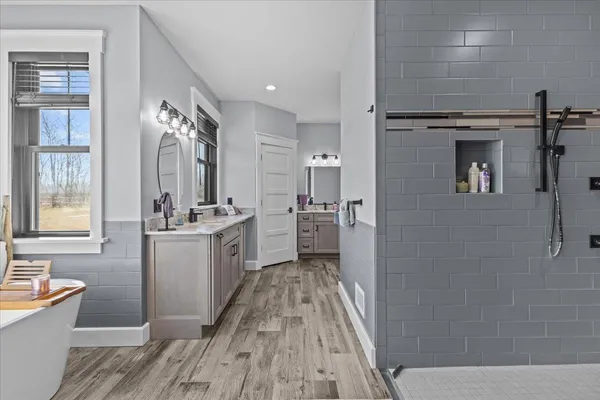 $1,475,000 | 61 Lakewood Drive, Swanton, VT 05488