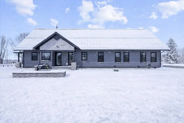$1,475,000 | 61 Lakewood Drive, Swanton, VT 05488