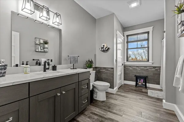 $1,475,000 | 61 Lakewood Drive, Swanton, VT 05488