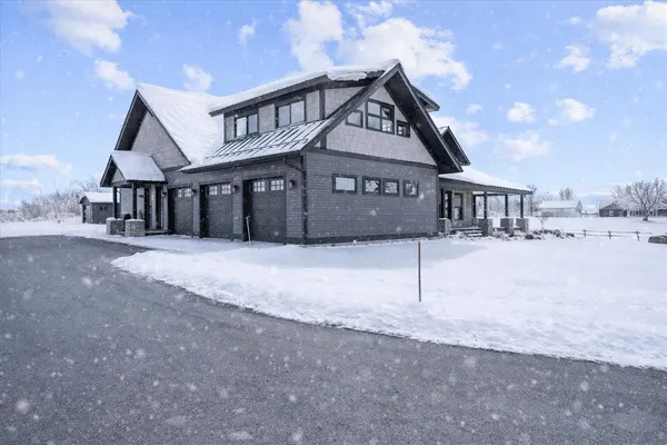 $1,475,000 | 61 Lakewood Drive, Swanton, VT 05488