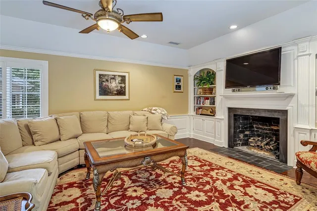 $1,500,000 | 2300 North Scenic Highway, Unit 104, Lake Wales, FL 33898