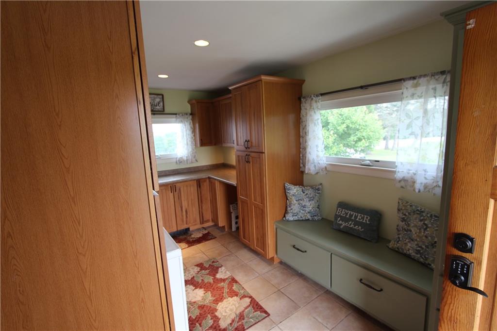 126 Uschak Road Derry, PA 15627 - Photo 6 of 48