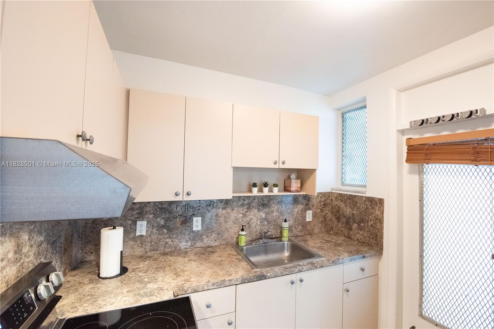 1150 Euclid Avenue, Unit 205 Miami Beach, FL 33139 - Photo 12 of 20