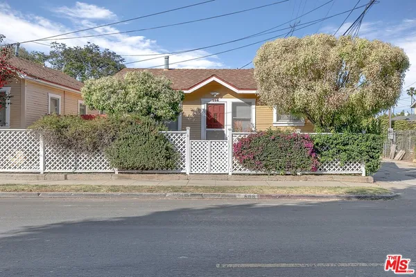 $3,295 | 608 7th Avenue, Venice, CA 90291