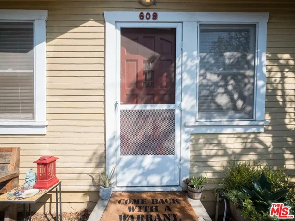 $3,295 | 608 7th Avenue, Venice, CA 90291