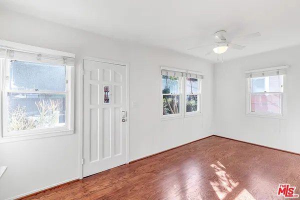 $3,295 | 608 7th Avenue, Venice, CA 90291