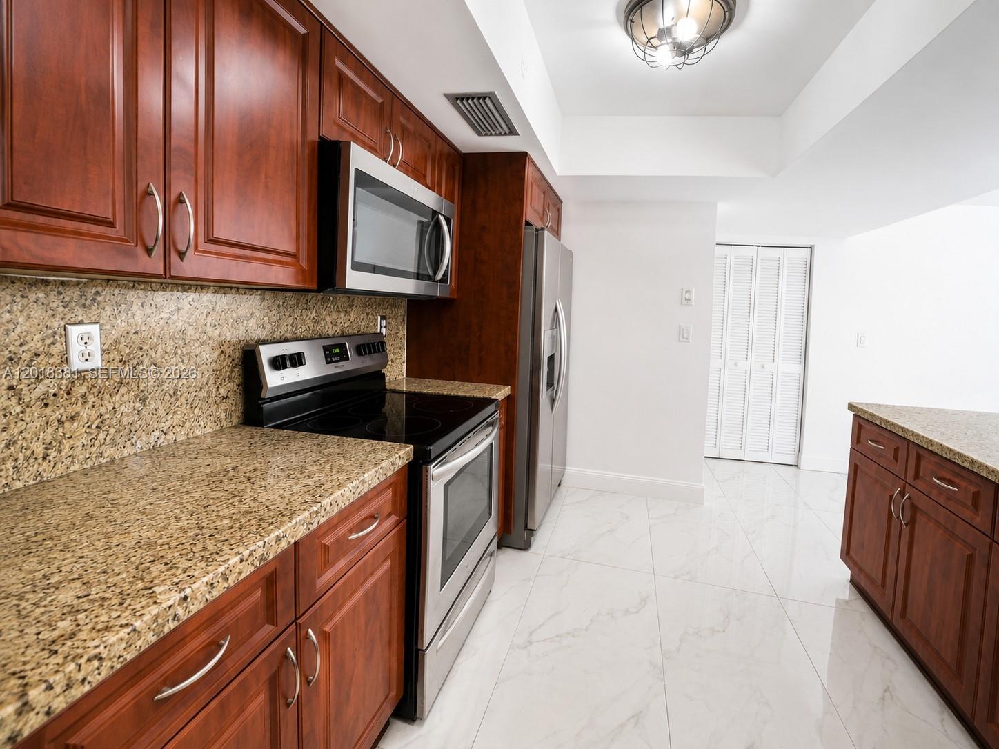 9123 Southwest 112th Court Miami, FL 33176 - Photo 7 of 67