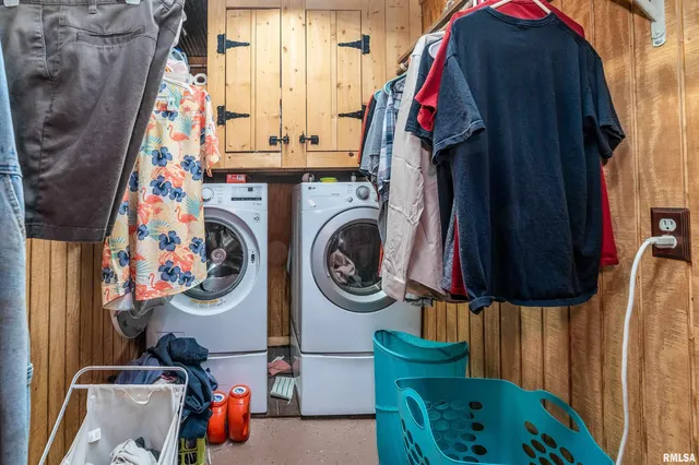 $350,000 | 365 Bond Road, Galatia, IL 62935