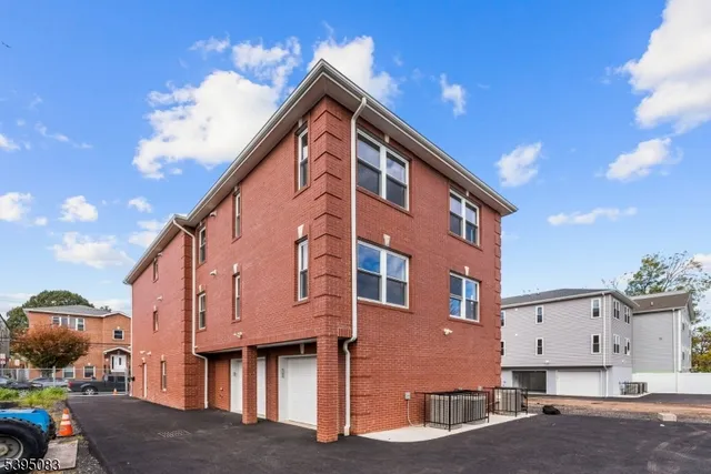 a view of a house with street