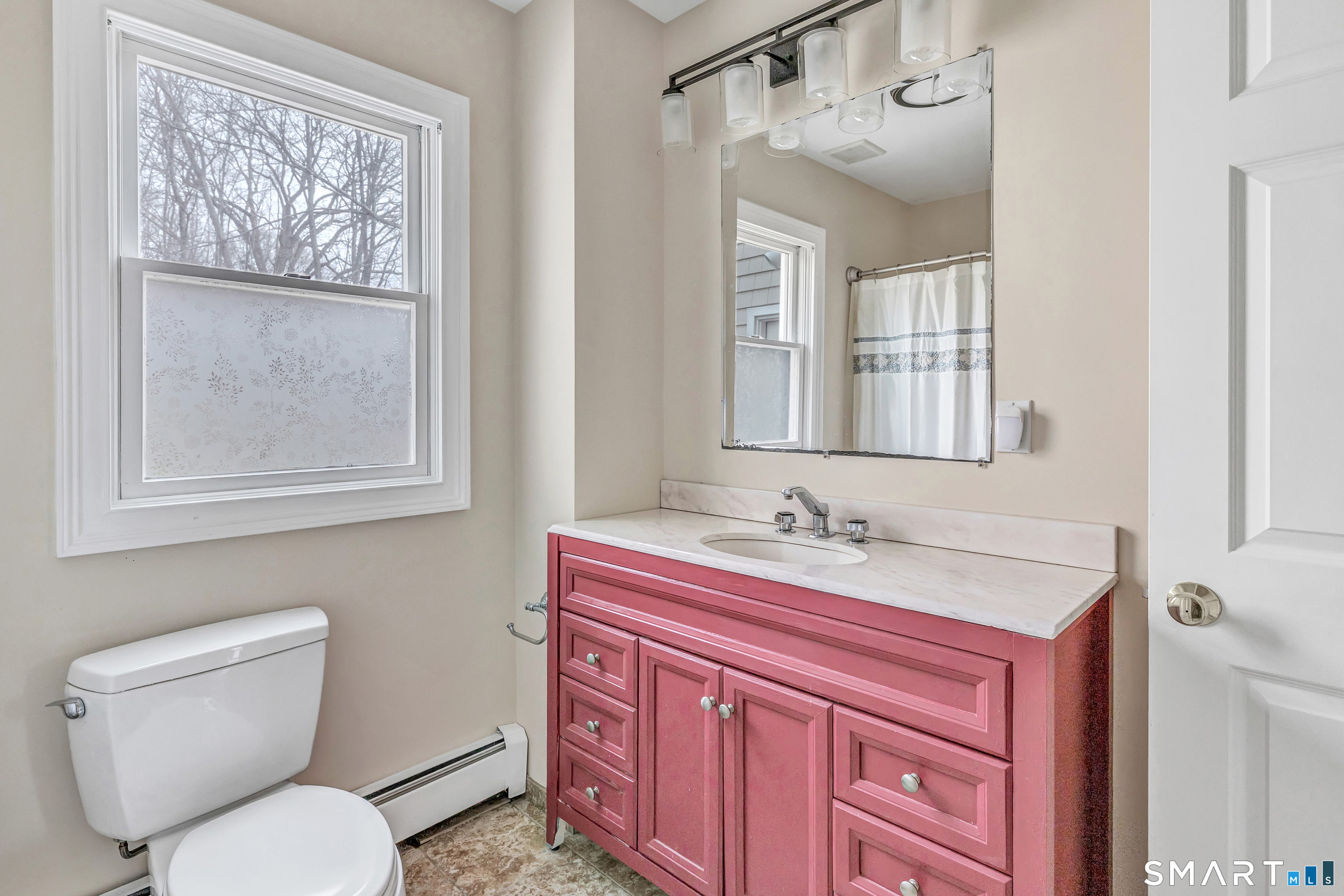 422 West River Road Orange, CT 06477 - Photo 10 of 35 1st Floor Bathroom