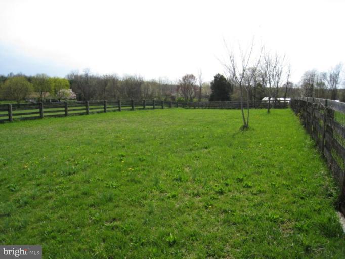 4415 Gregg Road Brookeville, MD 20833 - Photo 16 of 30 Center Paddock
