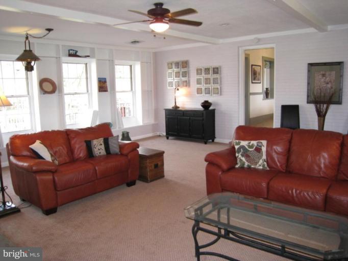 4415 Gregg Road Brookeville, MD 20833 - Photo 25 of 30 Family Room