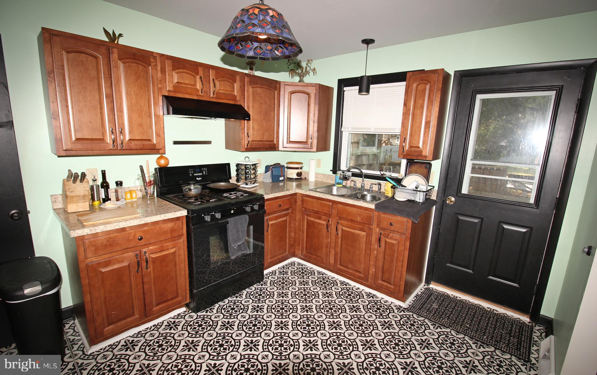 527 Spring Avenue Lititz, PA 17543 - Photo 15 of 31