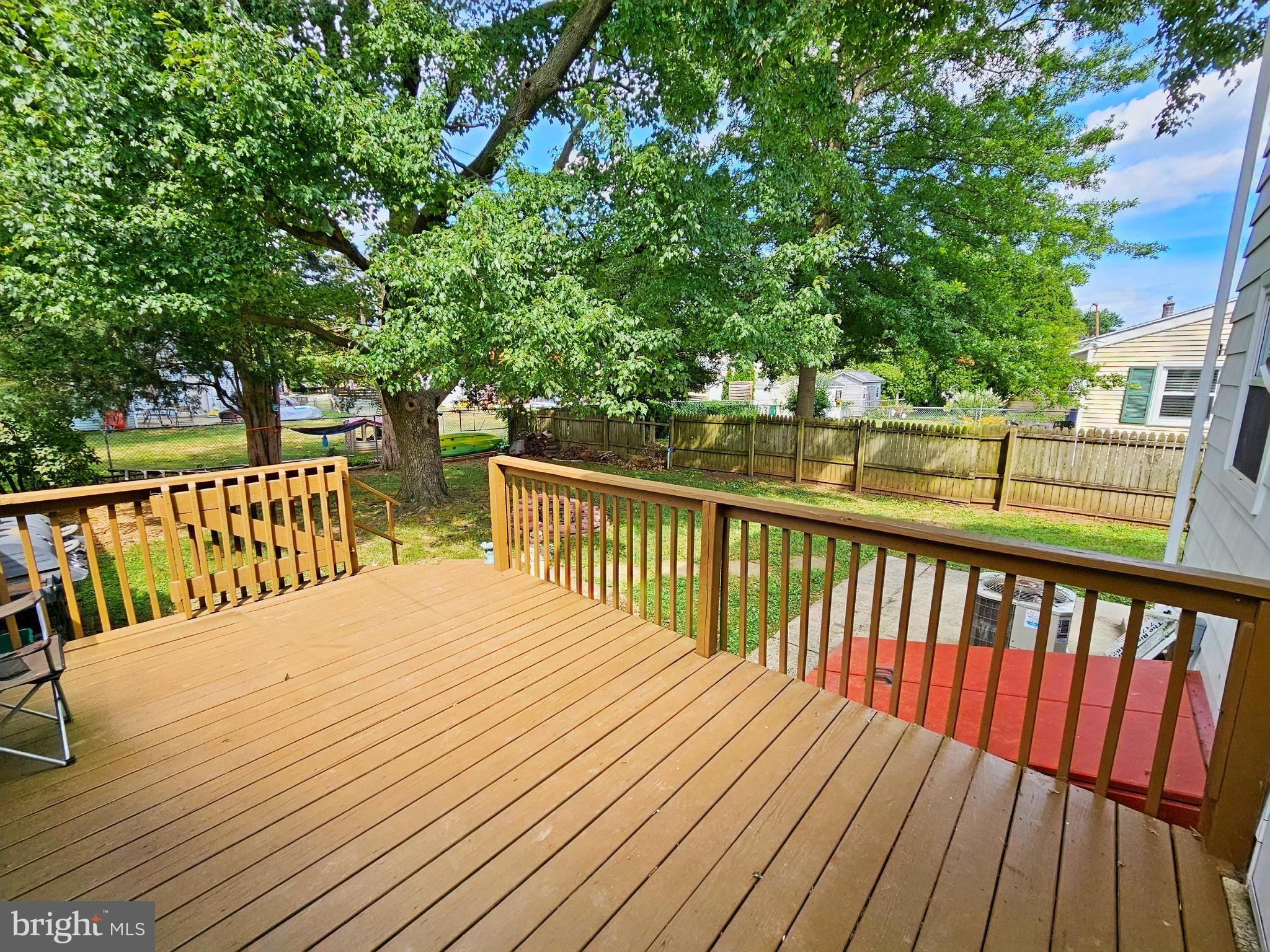 527 Spring Avenue Lititz, PA 17543 - Photo 2 of 31