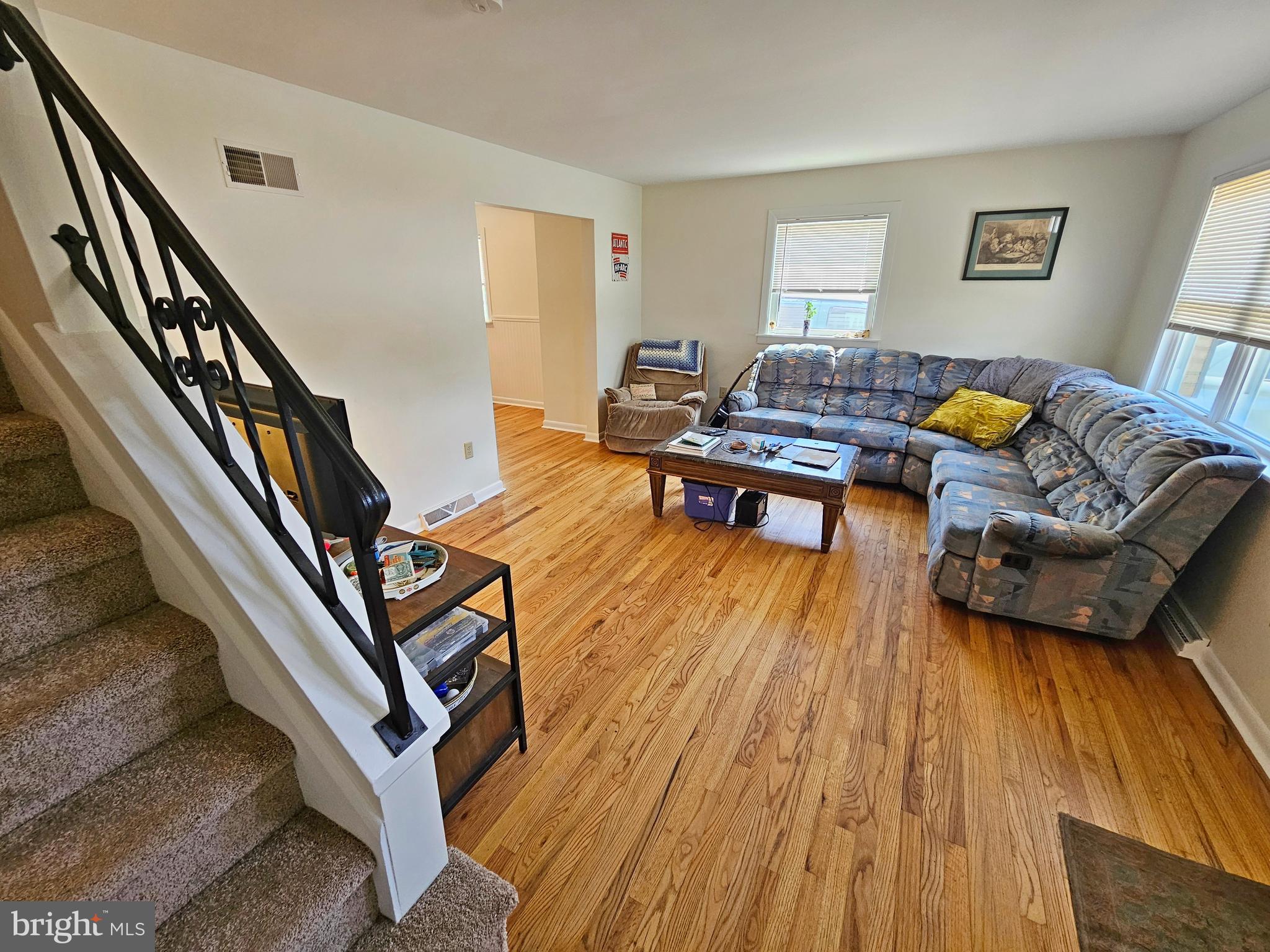 527 Spring Avenue Lititz, PA 17543 - Photo 4 of 31