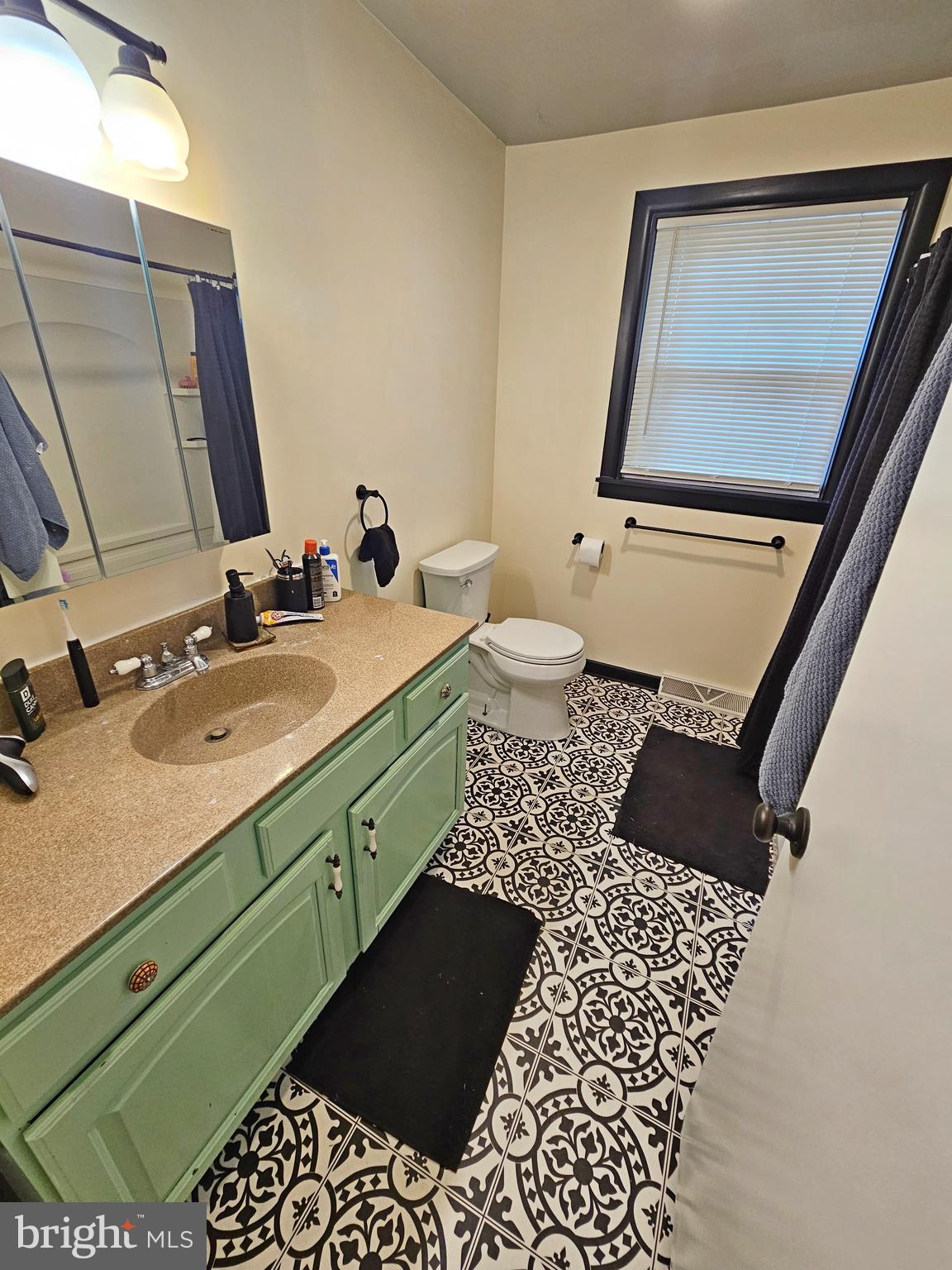 527 Spring Avenue Lititz, PA 17543 - Photo 10 of 31