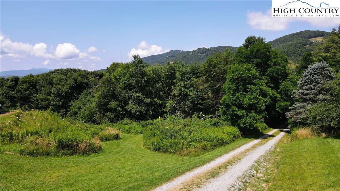 Shawnee Road Banner Elk, NC 28604 - Photo 12 of 13 Gallery Image 12