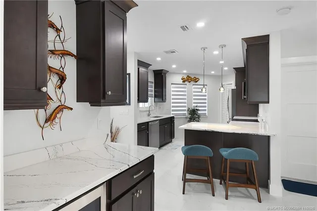 $1,099,000 | 2408 Harbour Cove Drive, Hutchinson Island, FL 34949