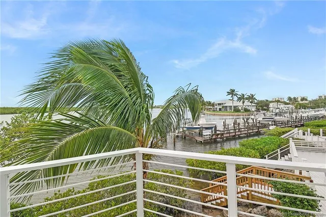 $1,099,000 | 2408 Harbour Cove Drive, Hutchinson Island, FL 34949
