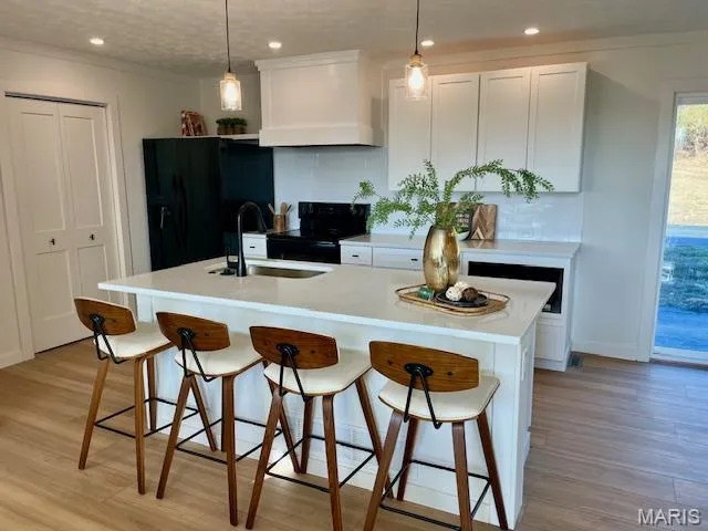 $439,000 | 7865 Oak Lawn Place, Cedar Hill, MO 63016